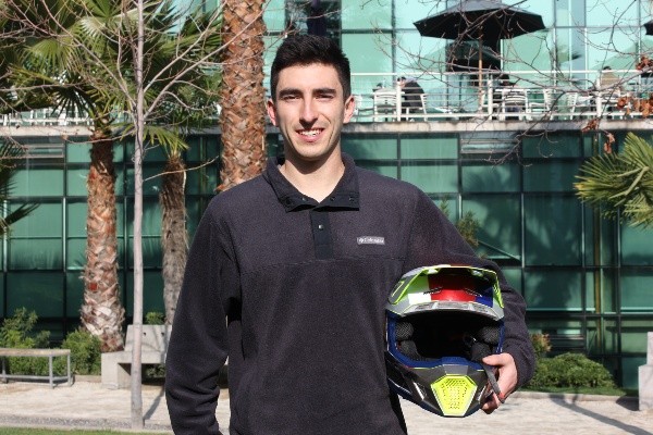 Eloy De Gavardo – motociclismo (Ingeniería Comercial)