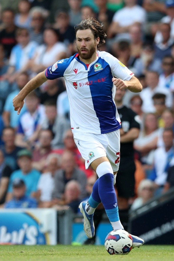 Ben Brereton se muestra y hace mérito para la Premier League: nuevo golazo para el Blackburn en la Championship.