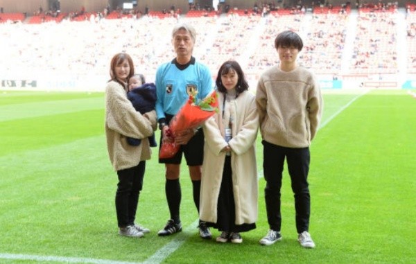 El árbitro fue reconocido por su extensa carrera en el arbitraje japonés