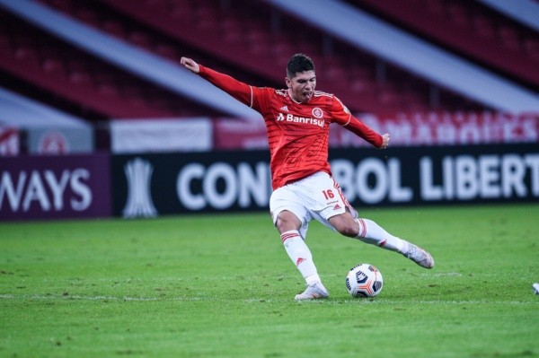 Carlos Palacios en Internacional de Porto Alegre