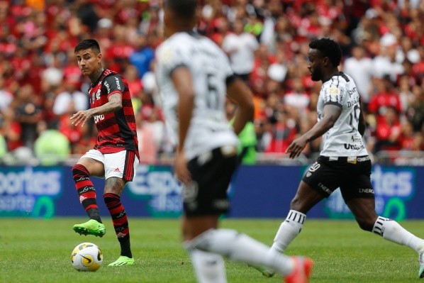 Pulgar tuvo su primer partido como titular en Flamengo (Foto: Flamengo)