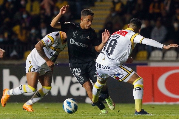 La U y Coquimbo protagonizan un duelo de necesitados en la tabla de posiciones del Campeonato Nacional 2022. | Foto: Agencia Uno