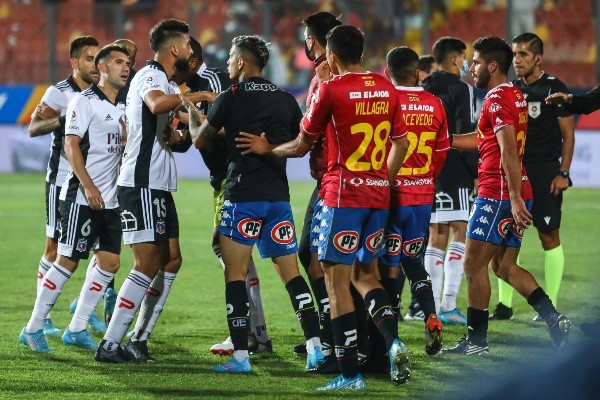 Colo Colo y Unión Española chocan en un partido clave para la recta final del torneo. Ambos estar peleando el liderato, aunque los Hispanos tiene un partido menos. Foto: Agencia Uno