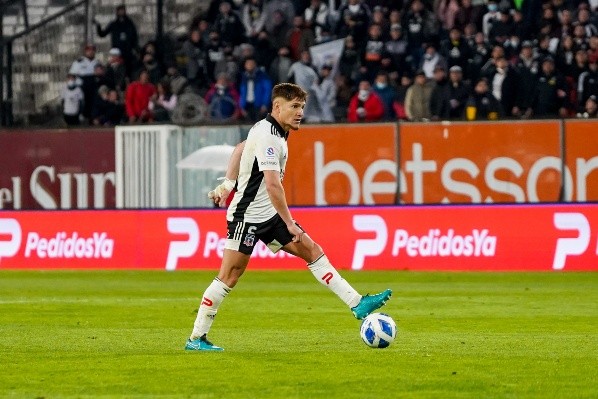 Claudio Borghi pide un reemplazante para Leonardo Gil. El Colorado ha hecho de 10 mostrando un gran nivel, pero no es especialista en esa zona. Foto: Guille Salazar, RedGol.