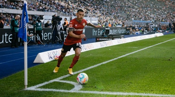 Charles Aránguiz puede regresar a Brasil tras su paso por el Bayer Leverkusen. Foto: Getty Images