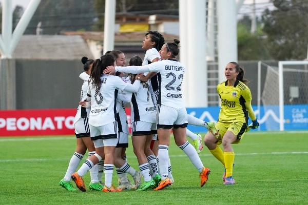 El plantel de Colo Colo Femenino salió en defensa de Ysaura Viso. (Foto: Guillermo Salazar/Redgol)