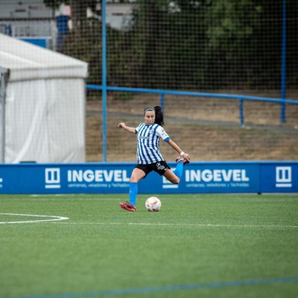 Camila Sáez partió como titular en la Liga Española (Foto: Instagram)