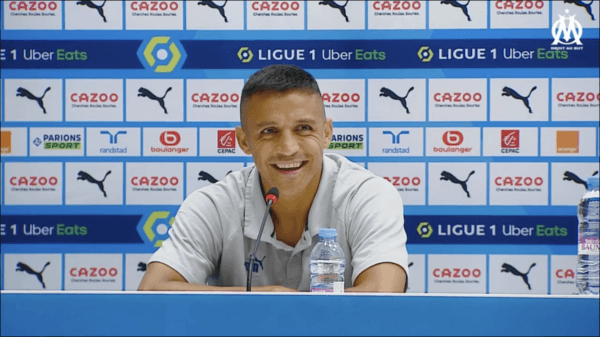 Alexis espera mejorar su rendimiento en el Marsella