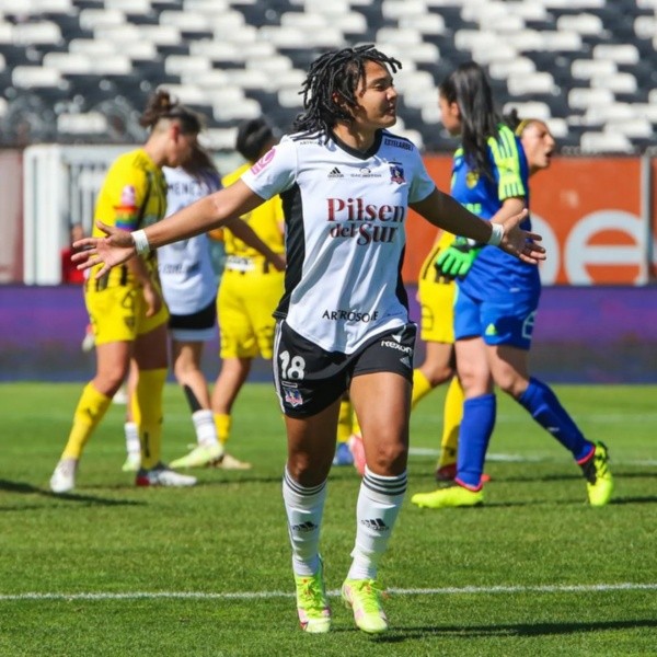 Sigue: Ysaura Viso retira su renuncia y sigue en Colo Colo fem.