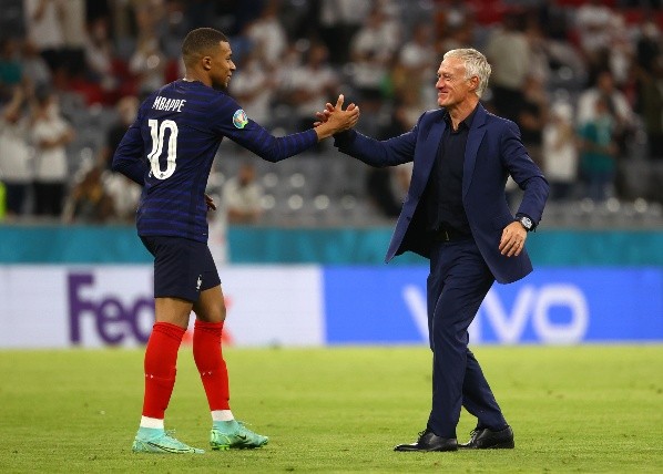 Deschamps pide a Galtier que le de un respiro a Mbappé pensando en Qatar 2022. | Foto: Getty
