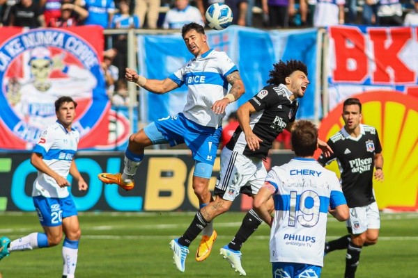 Colo Colo y la UC juegan desde las 19 horas en el Monumental (Agencia Uno)