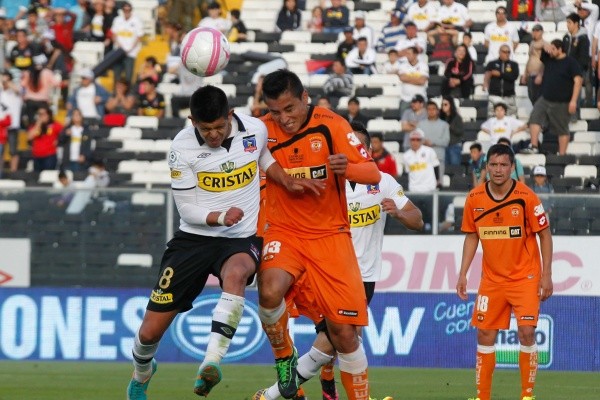 Esteban Pavez tuvo un arranque difícil en Colo Colo. (Foto: Agencia Uno)