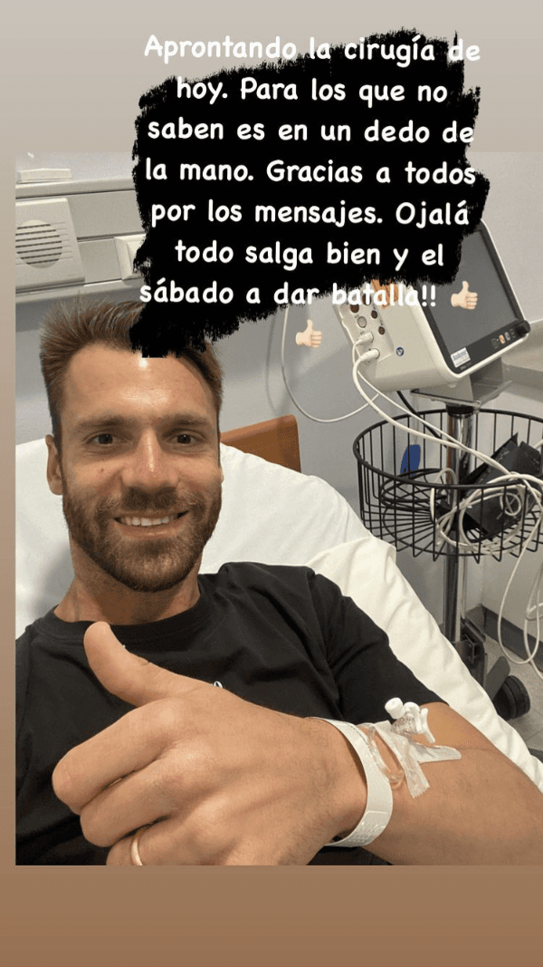 La foto en sus redes sociales antes de la operación.