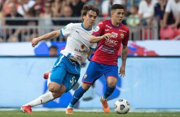 Méndez ha desplegado todo su talento en el fútbol ruso. | Foto: @felipe.mendez99