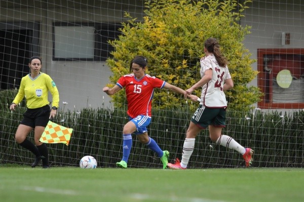 Zamora anotó el primer gol de Chile en este amistoso. (La Roja)