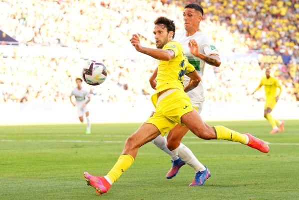 Enzo Roco es el 7° futbolista del Elche que más minutos ha sumado en La Liga: son 380′. (Getty Images).