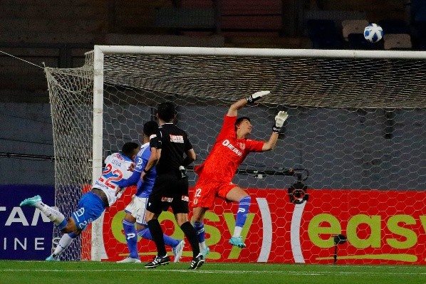 Ronnie Fernández contento con la clasificación de la U y el partido de Martín Parra.