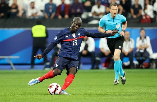 Francia empieza a lamentar la ausencia de N&#039;Golo Kanté en Qatar 2022.