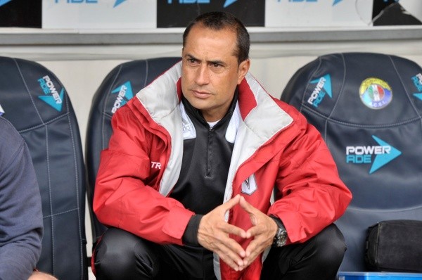 Mauricio Pozo en su paso como DT de Santiago Morning en 2015. (Agencia Uno).