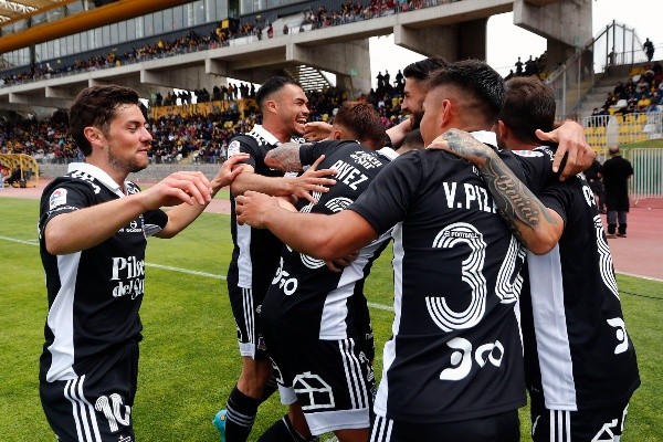 Colo Colo bajó la estrella 33 y sumó otra más en el profundo universo. Algunos ya la vieron a través de un telescopio.