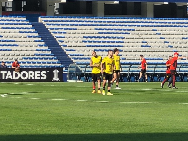 Vidal en la práctica en Ecuador (Fotos: Cristián Cavieres/Enviado Especial a Ecuador)