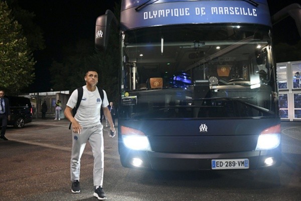 Alexis viajó con Marsella, pero lo cuidaron para el próximo duelo contra Tottenham y no salió de la banca. (Foto: Getty Images)