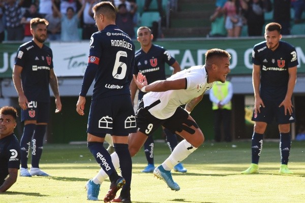 Javier Parraguez le anotó un gol a la Universidad de Chile en la final de la Copa Chile 2019, que se disputó en 2020 en Temuco. (Agencia Uno).