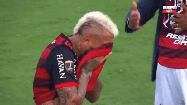 La emoción de Vidal tras obtener la Copa Libertadores.