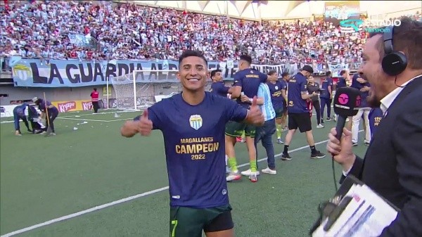 Felipe Flores dejó clara la gran felicidad de Magallanes por ganar el Campeonato Ascenso 2022 y regresar a la Primera División del fútbol chileno. (Captura TNT Sports).