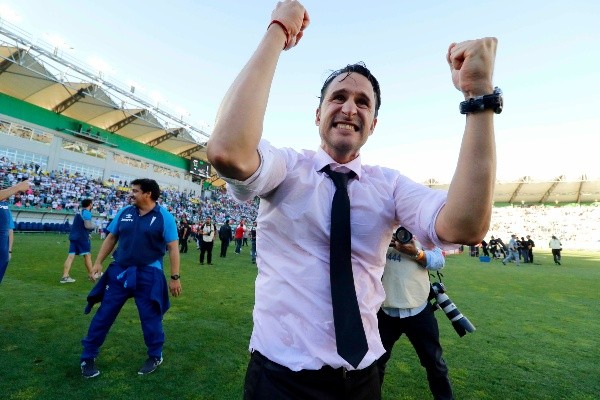 Beñat San José celebra con sus puños el título de la UC en 2018. (Agencia Uno).