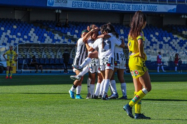 Las aurinegras fueron el último equipo en clasificarse a las semifinales del Campeonato Femenino. (Comunicaciones Vial)