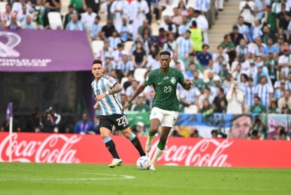 Arabia Saudita sorprende a la Albiceleste en el Mundial. Foto @Argentina.