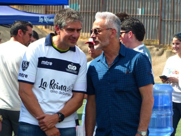 El alcalde de La Reina, José Manuel Palacios, comparte con Juvenal Olmos.