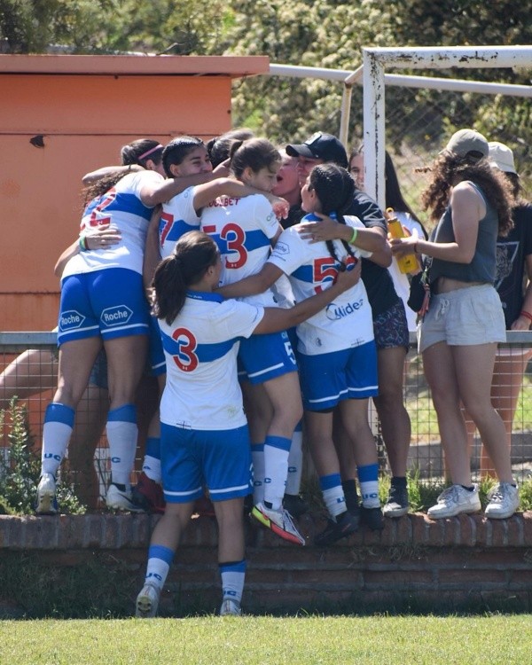 Las Cruzadas vencieron al Vial en un cómodo partido. (UC)