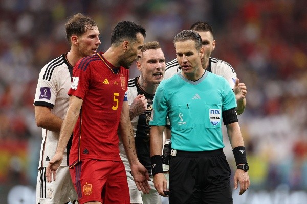 El árbitro estuvo en el duelo entre Alemania y España.