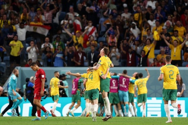 Australia celebra su clasificación a los octavos de final (Getty)