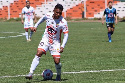 Óscar Salinas, uno de los refuerzos de Deportes Temuco para la campaña 2023. (Agencia Uno).