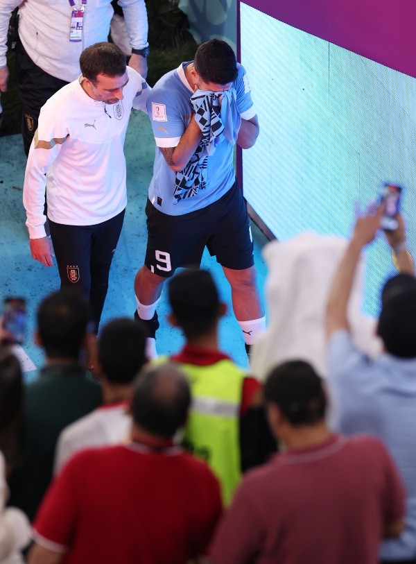 Luis Suárez entre lágrimas: prensa uruguaya llora la eliminación en fase de grupos de Qatar 2022.