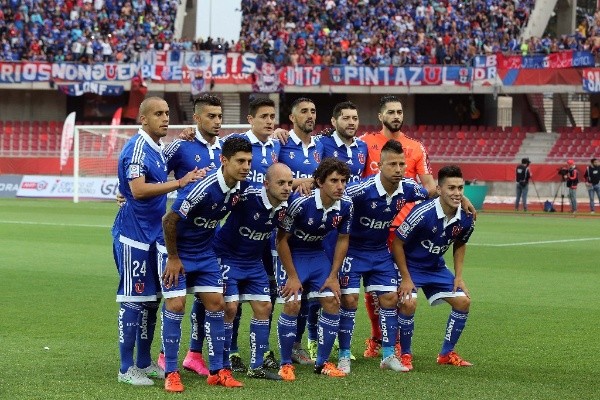 El once titular que paró Martín Lasarte en la final de la Copa Chile del 2015 ante Colo Colo. Foto: ANFP