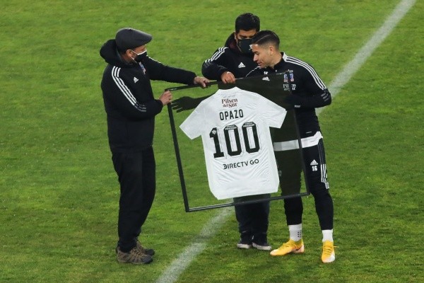 En 2021, Óscar Opazo completó 100 partidos en el Cacique. (Agencia Uno).