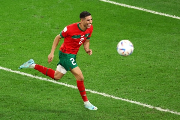 Hakimi ayudó a Marruecos a hacer historia ante España en el Mundial de Qatar 2022. | Foto: Getty