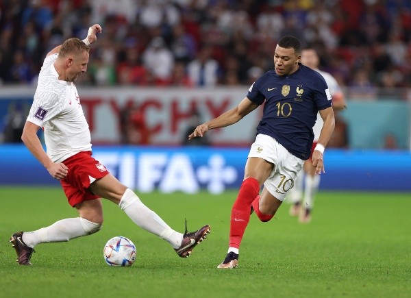 Mbappé tiene problemas en uno de sus tobillos. | Foto: Getty