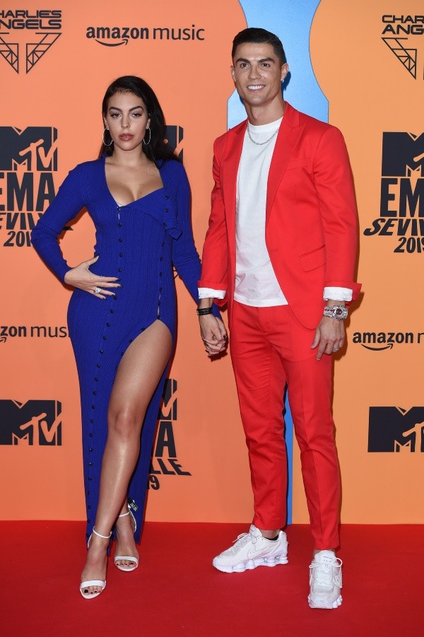 Georgina Rodríguez y Cristiano Ronaldo en un evento de MTV en 2019. (Getty Images).