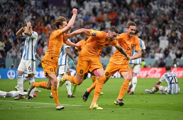 Weghorst estuvo cerca de ser el héroe de Países Bajos tras anotar los dos goles del empate ante Argentina. | Foto: Getty Images.