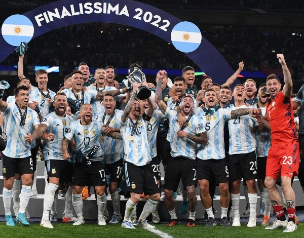 Messi ganó la Finalissima 2022 ante Italia, su segundo título con Argentina. | Foto: Getty Images.