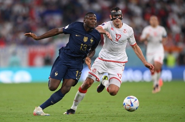 Francia jugó de azul entero ante Túnez en este Mundial y cayó 1-0 (Getty)