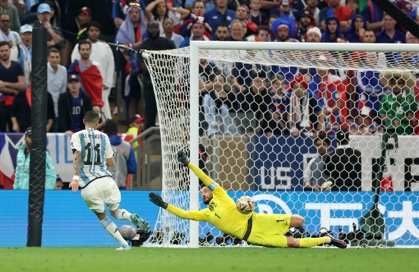 Una toma del golazo de Ángel di María a Francia en la final de Qatar 2022. (Getty Images).