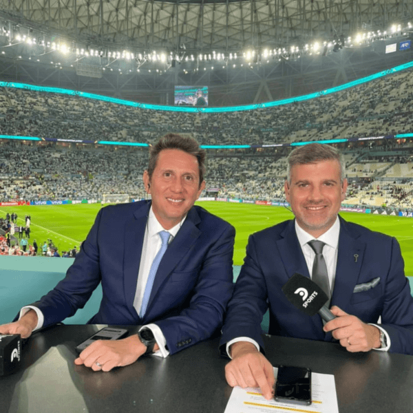 Juan Pablo Varsky y Gustavo Kuffner, la pareja de DSports para los partidos de Argentina. (Captura).