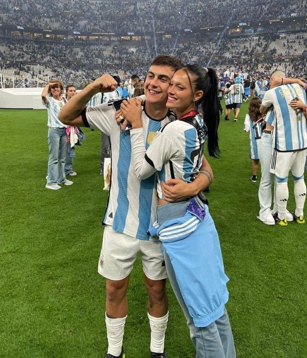 Oriana Sabatini junto a Paulo Dybala / Getty Images