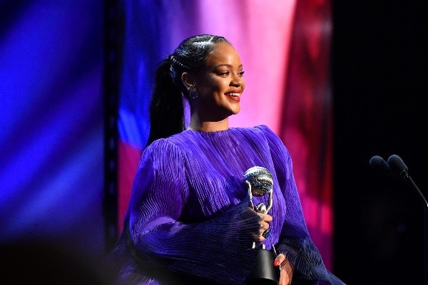 Rihanna llega con decenas de éxitos en su larga carrera. (Foto: Getty)
